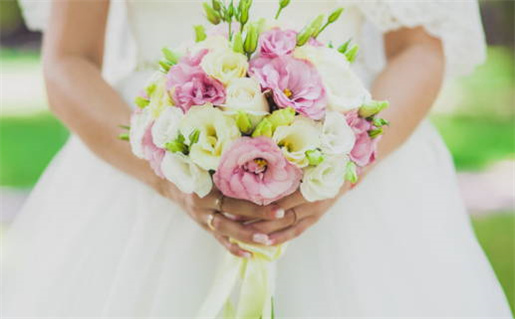 2025年05月15日(农历四月十八)领证有问题吗? 登记领证适合吗? 2025年05月15日(农历四月十八)领证有问题吗? 登记领证适合吗?