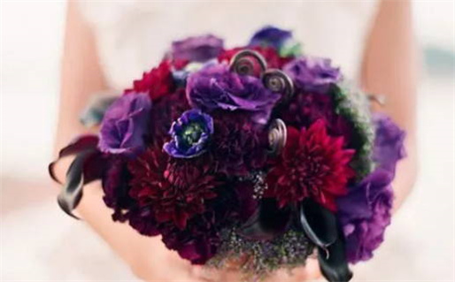 2025年05月21日(农历四月廿四)领证合不合适？ 登记结婚吉日宜忌