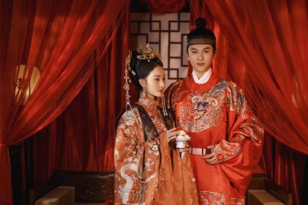 章子怡八字中的暗藏玄机:如何用命理改变人生轨迹 章子怡八字中的暗藏玄机:如何用命理改变人生轨迹